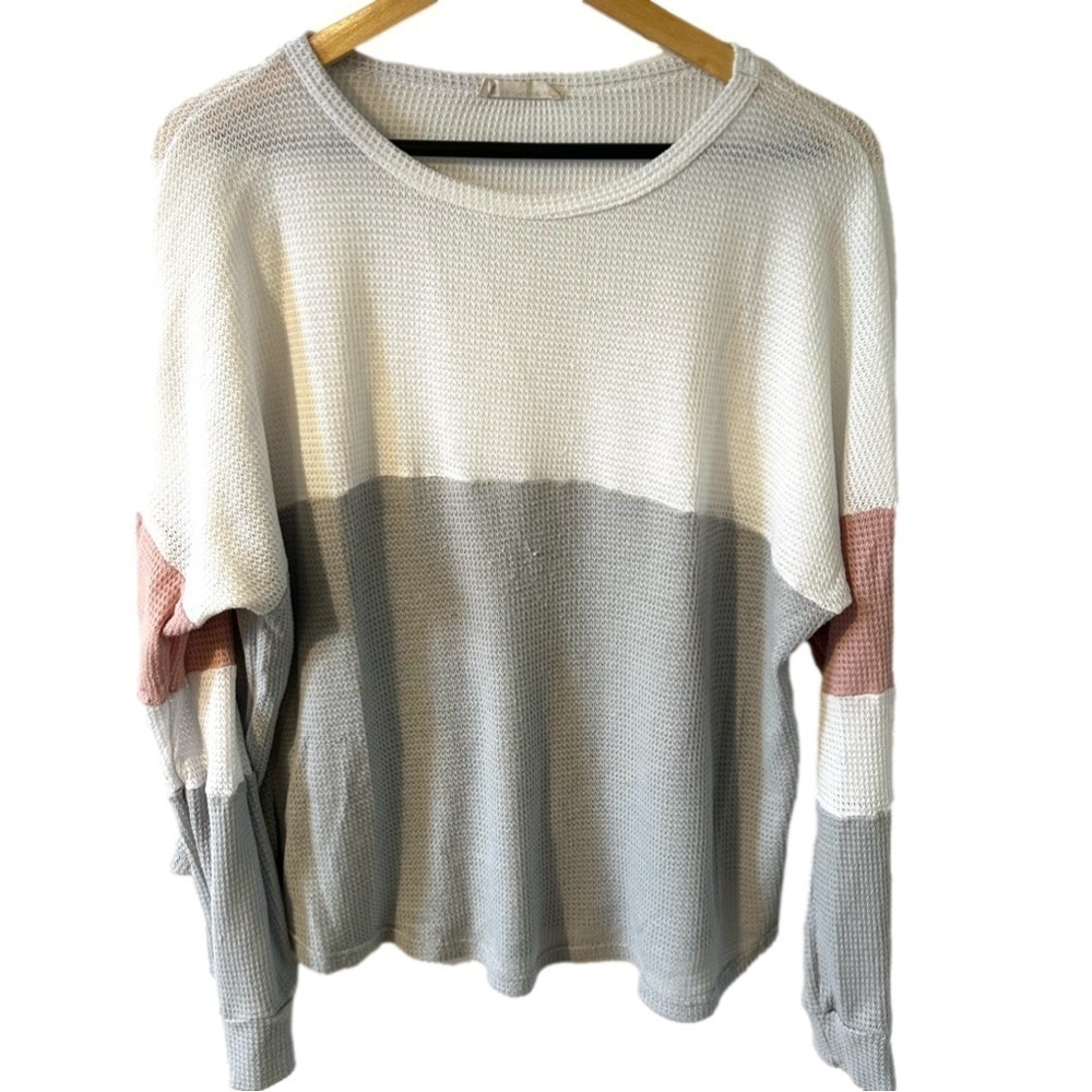ee some knit sweater size medium